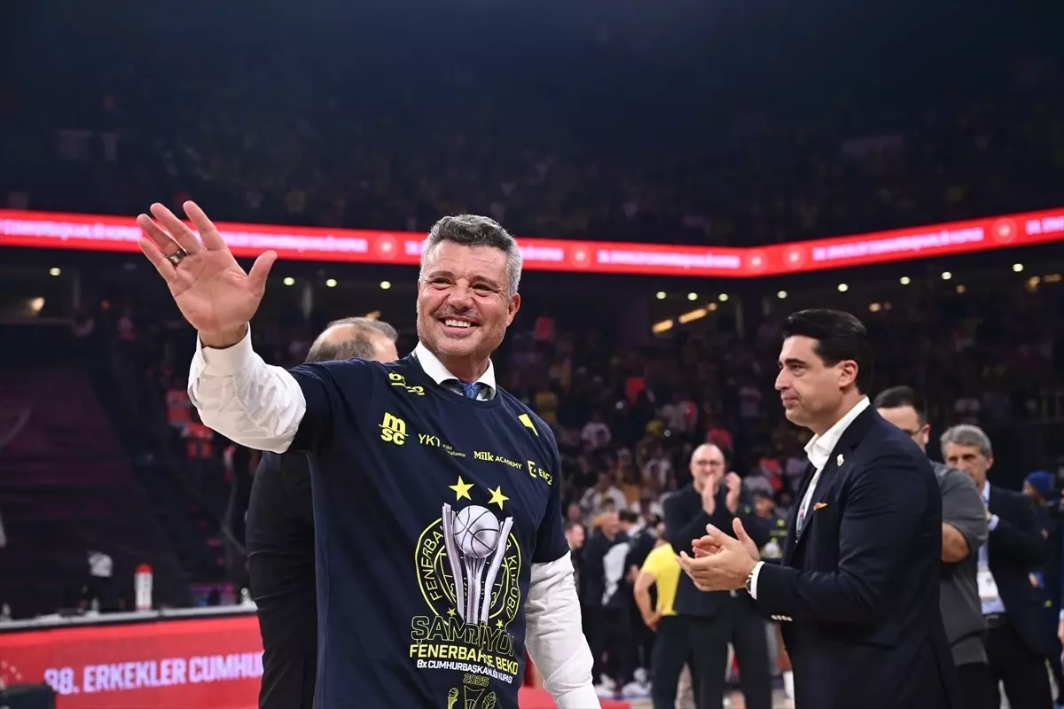 Fenerbahçe Beko, Beşiktaş\'ı Geçti