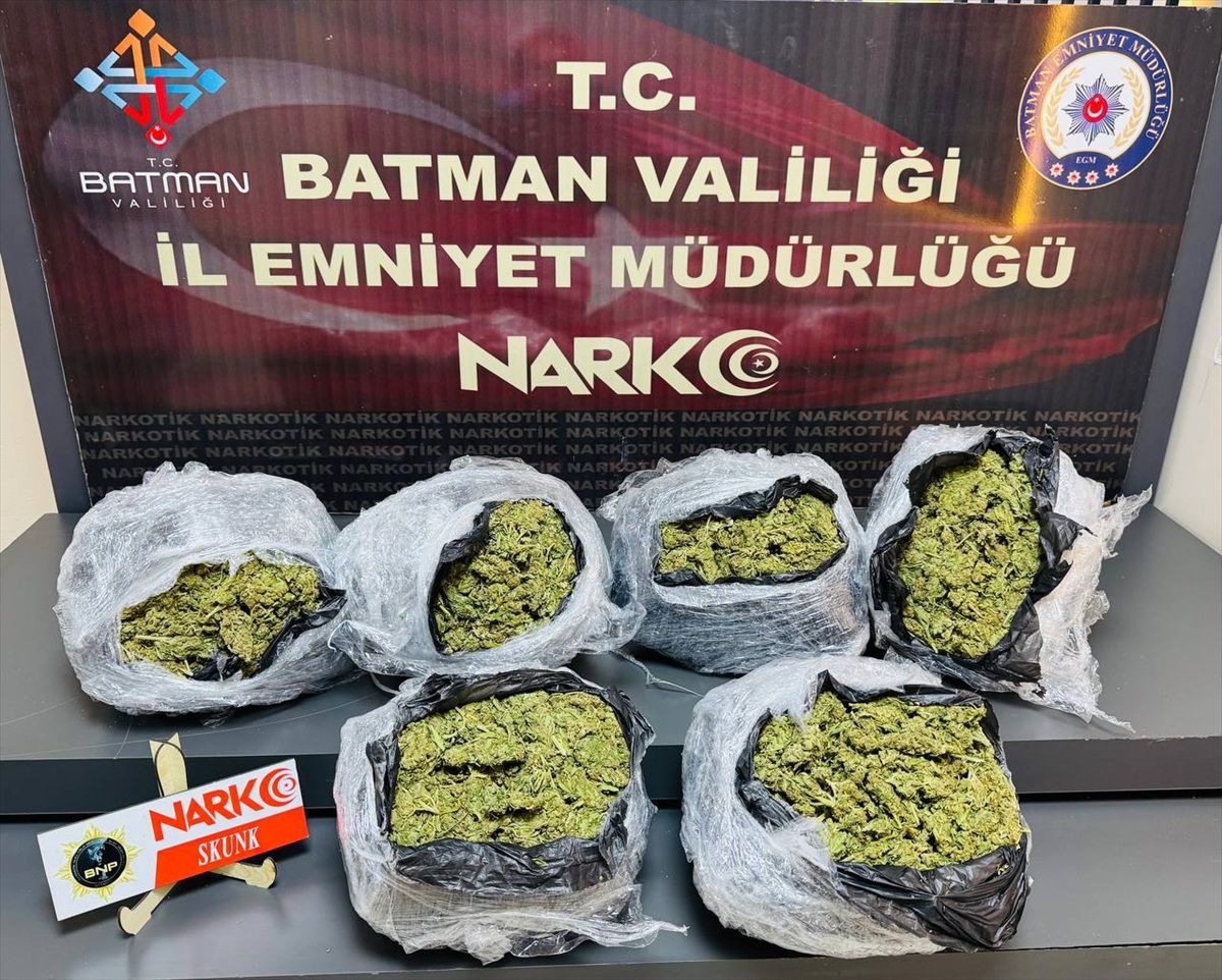 Batman\'da 5.4 Kg Skunk Ele Geçirildi