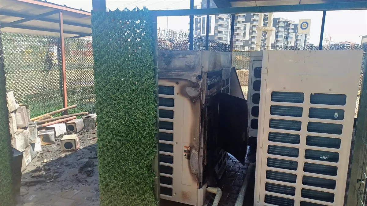 Batman\'da Markette Yangın Çıktı