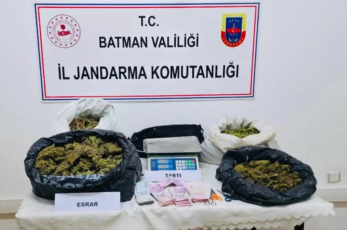 Batman\'da Uyuşturucu Operasyonu: Bir Zanlı Tutuklandı