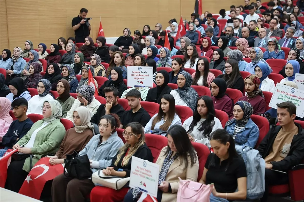 Bayburt Üniversitesi\'nde Filistin Temalı Açılış