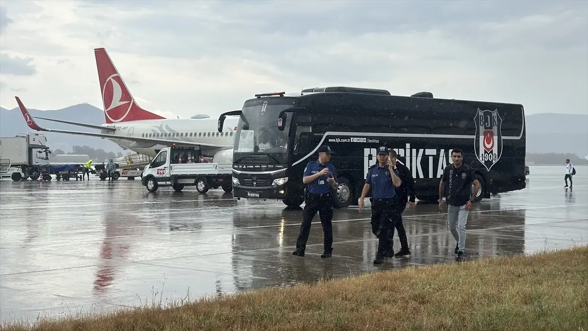 Beşiktaş Bodrum\'a Geldi