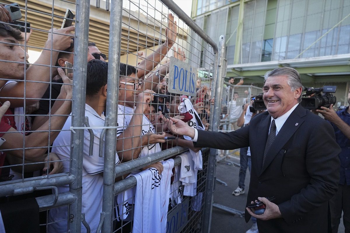 Beşiktaş İzmir\'e Geldi