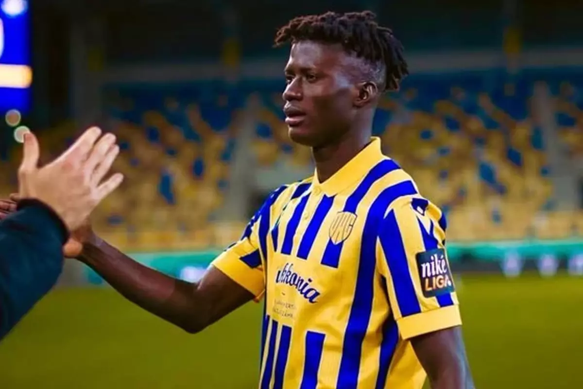 Beşiktaş\'ta transfer bitiyor! Mahmudu Bajo takımından ayrıldığını açıkladı