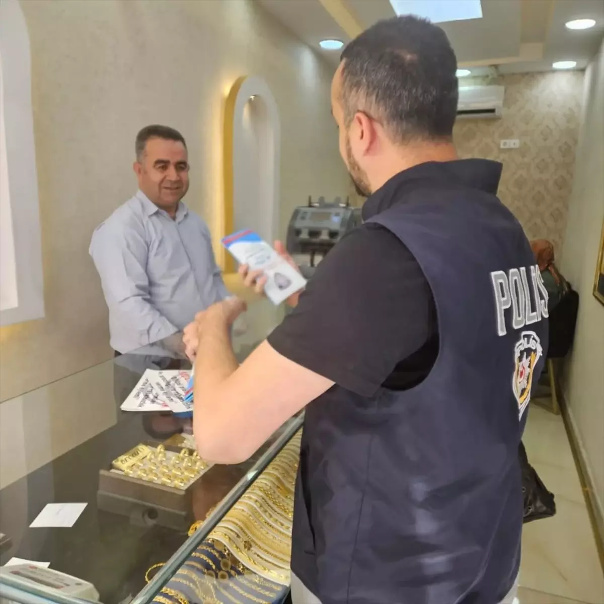 Polis, Kuyumcuları Dolandırıcılığa Karşı Uyardı