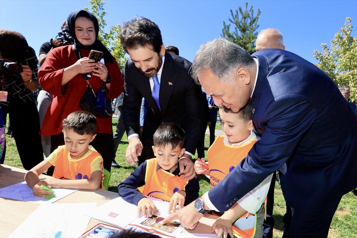 Bingöl\'de "Bir Anadolu Şenliği" başladı