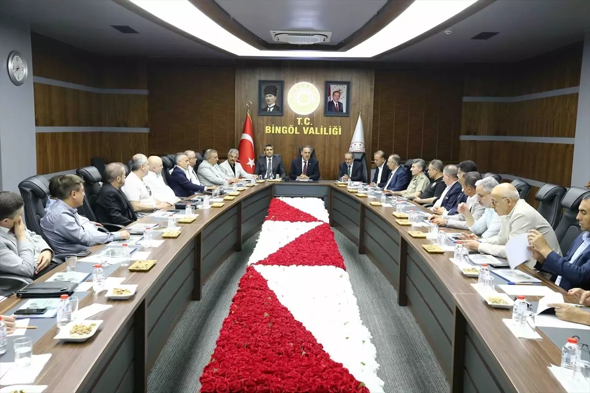 Bingöl\'de Yatırım Toplantısı Düzenlendi