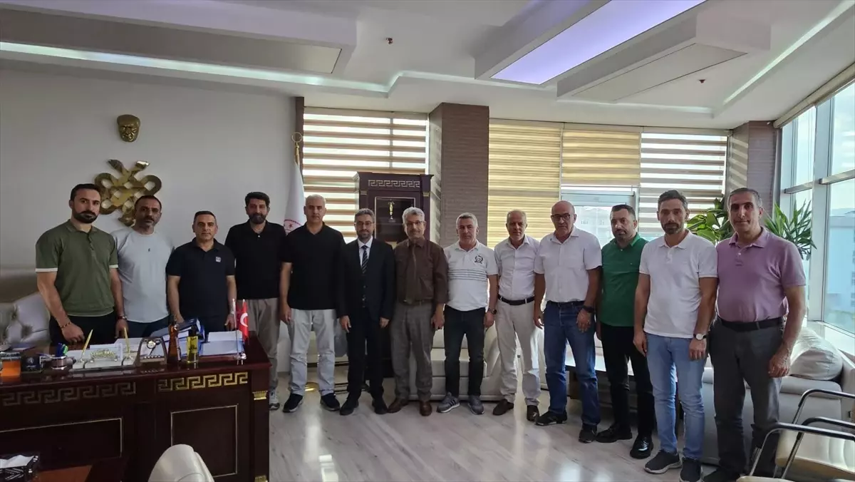 BİNSİDAP\'tan Sağlık Müdürü\'ne Ziyaret