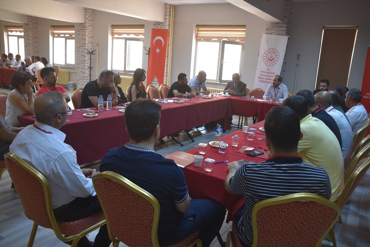 Bitlis\'te 2. Yaşlılık Şurası Düzenlendi