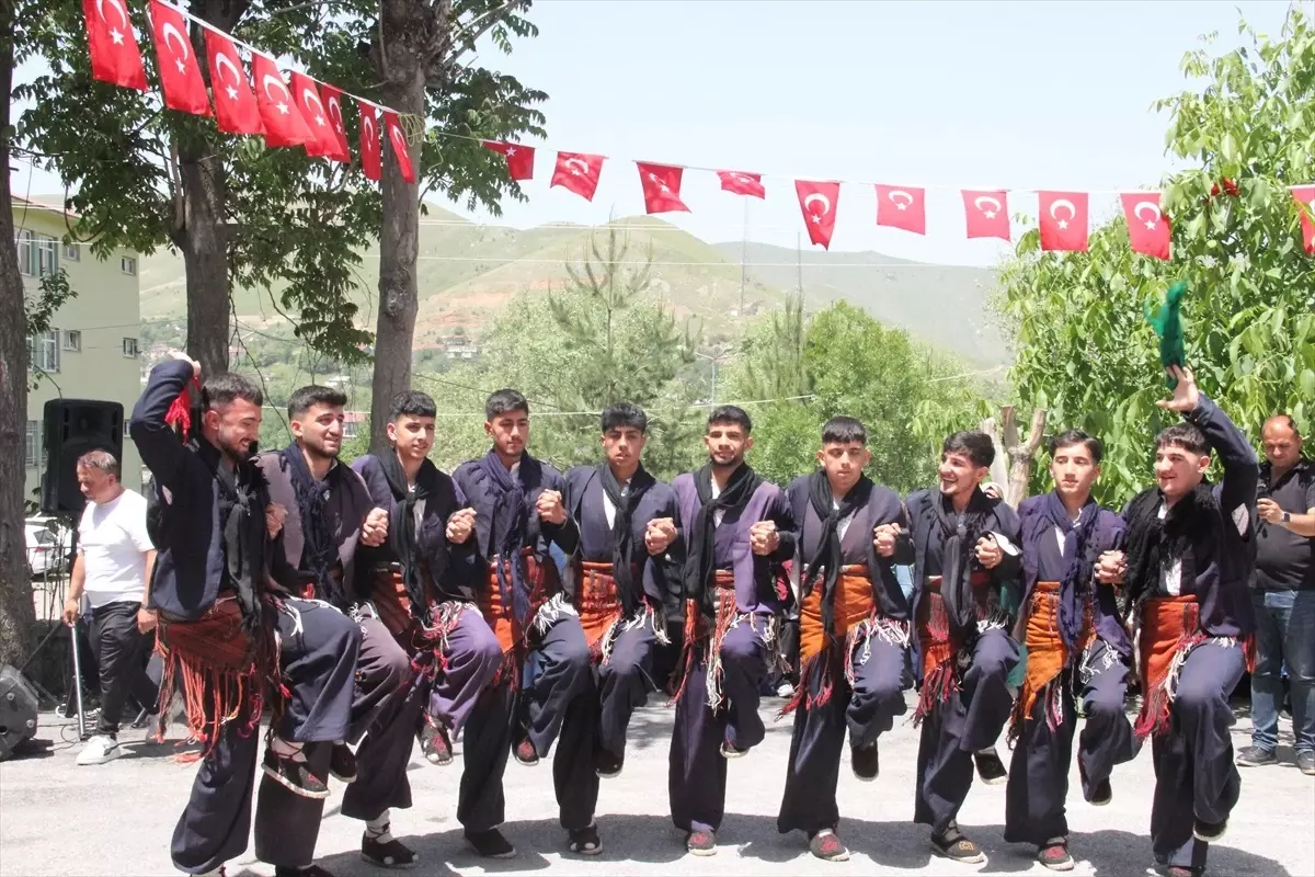 Bitlis\'te Hayat Boyu Öğrenme Haftası Sergisi