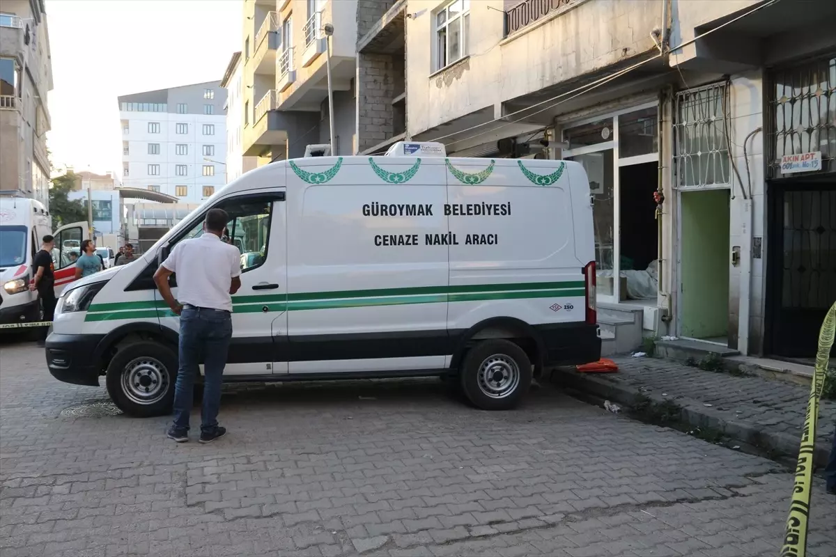 Güroymak\'ta yalnız yaşayan kişi evinde ölü bulundu