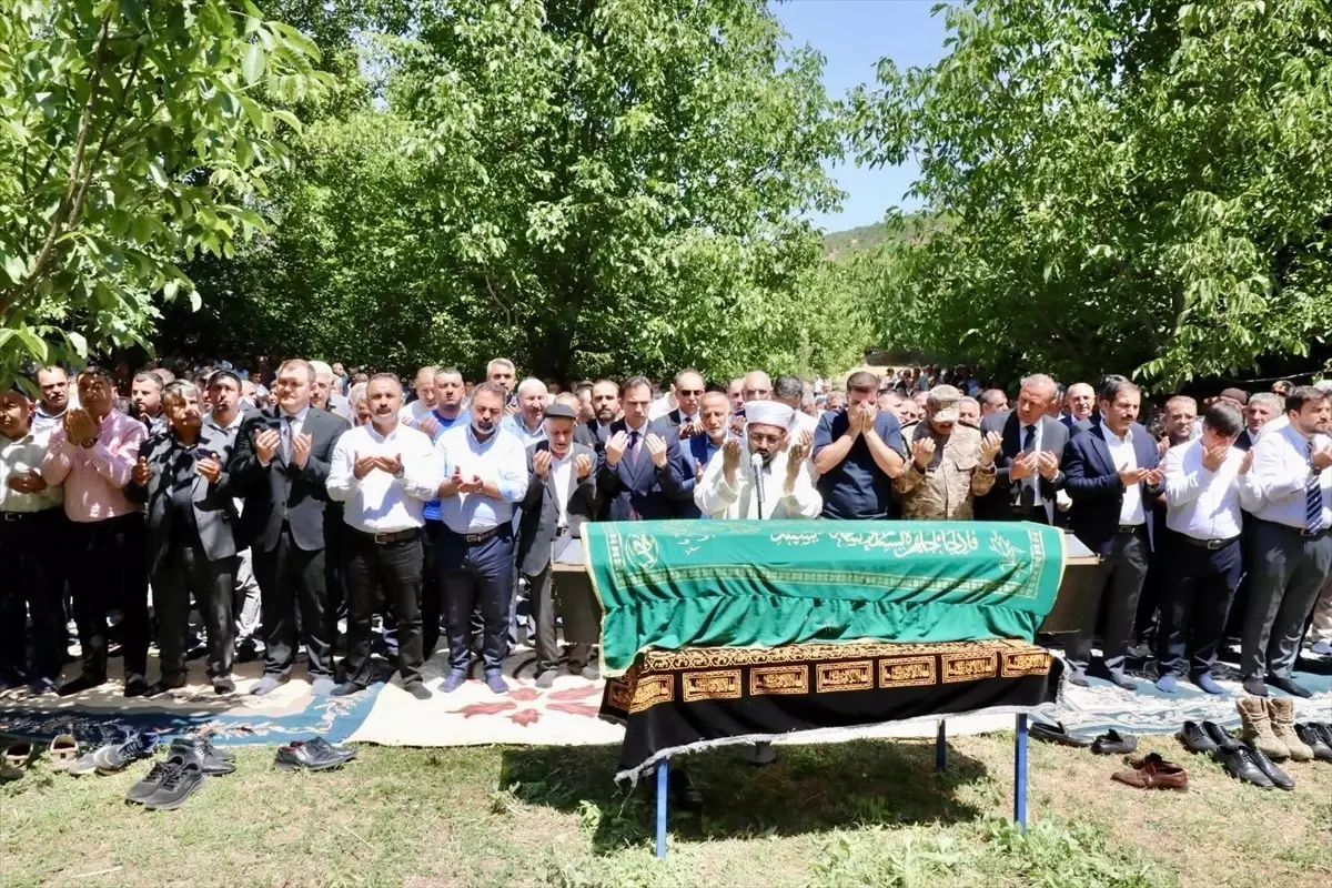 Bitlis\'te Cenaze Töreni