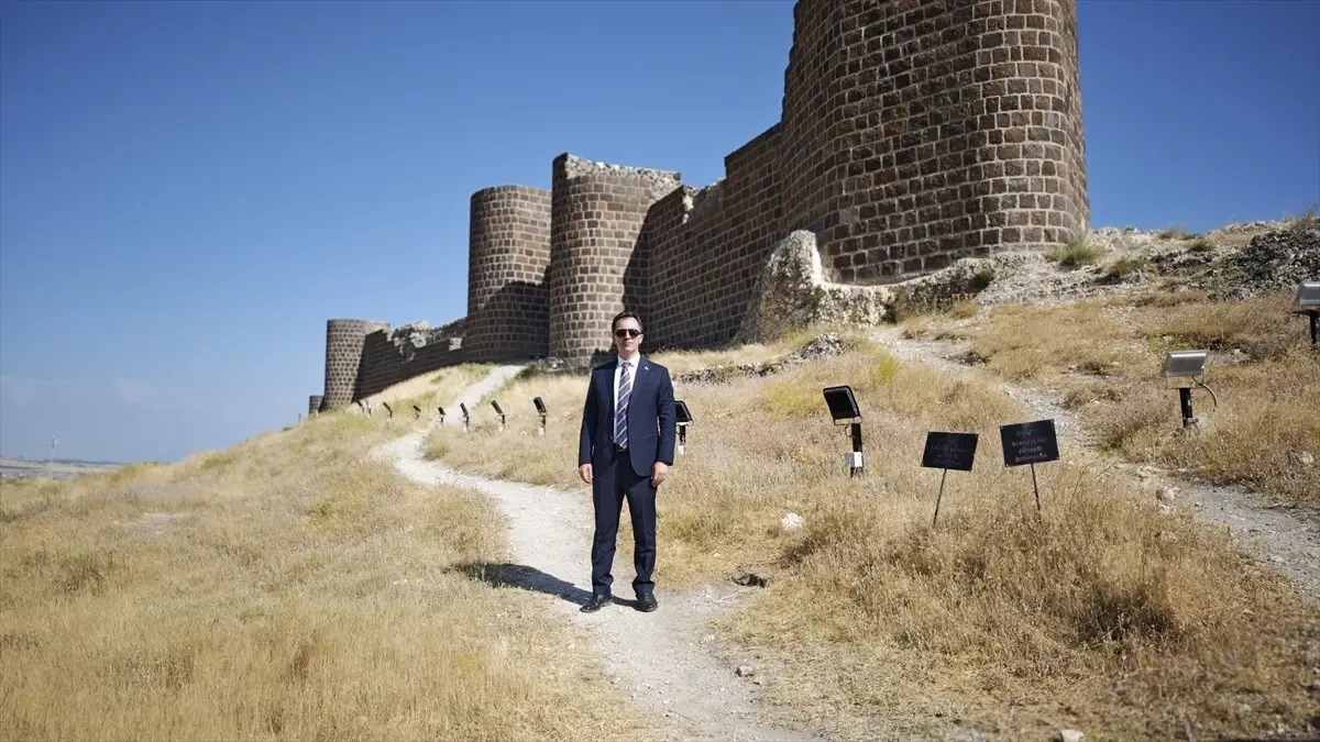Kef Kalesi Kazılarına Ziyaret