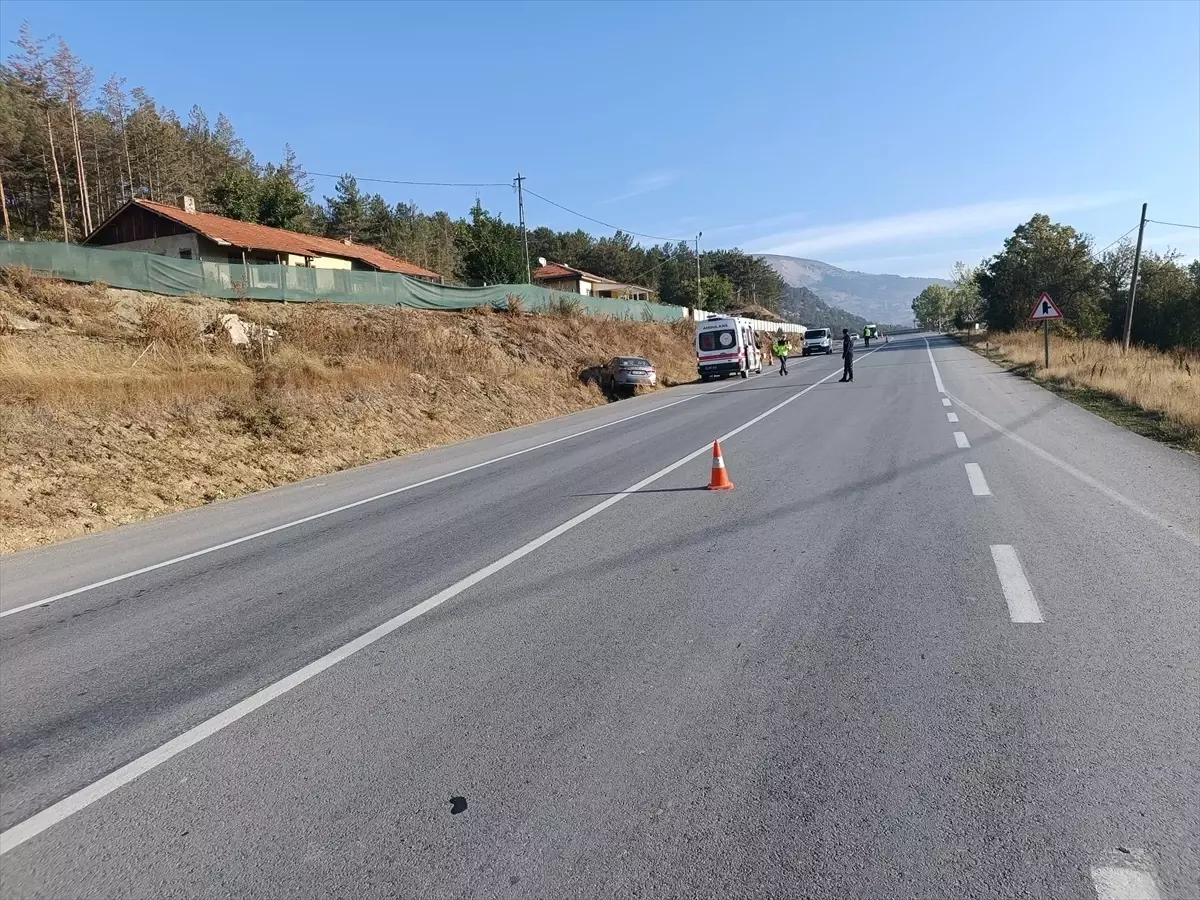 Bolu\'da Kaza: Kadın Hayatını Kaybetti, Eşi Yaralandı