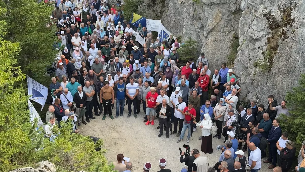 Koricanske Kayalıkları\'nda Anma Töreni