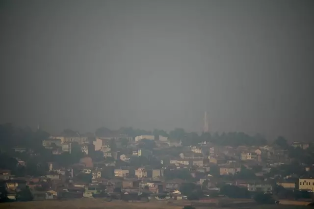 Komşumuz da alevlerle savaşıyor! Dumanlar Edirne'ye ulaştı