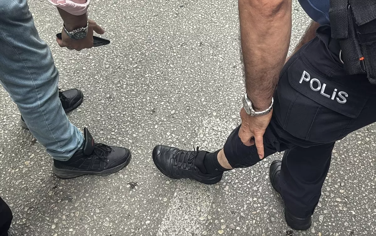 İhbara gelen ekiplerin üzerine pitbull köpeğini saldı