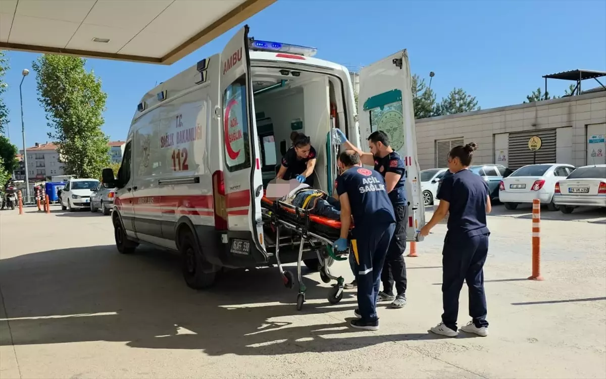 İşçi Asansör Boşluğuna Düştü