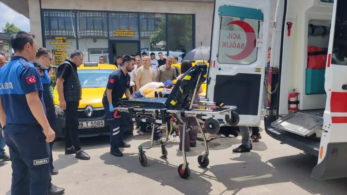 Eski Nişanlısı Tarafından Vurulan Kadın Tedavi Altında