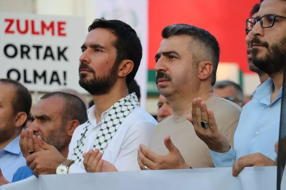 Bursa\'da Gazze İçin Vicdan Yürüyüşü