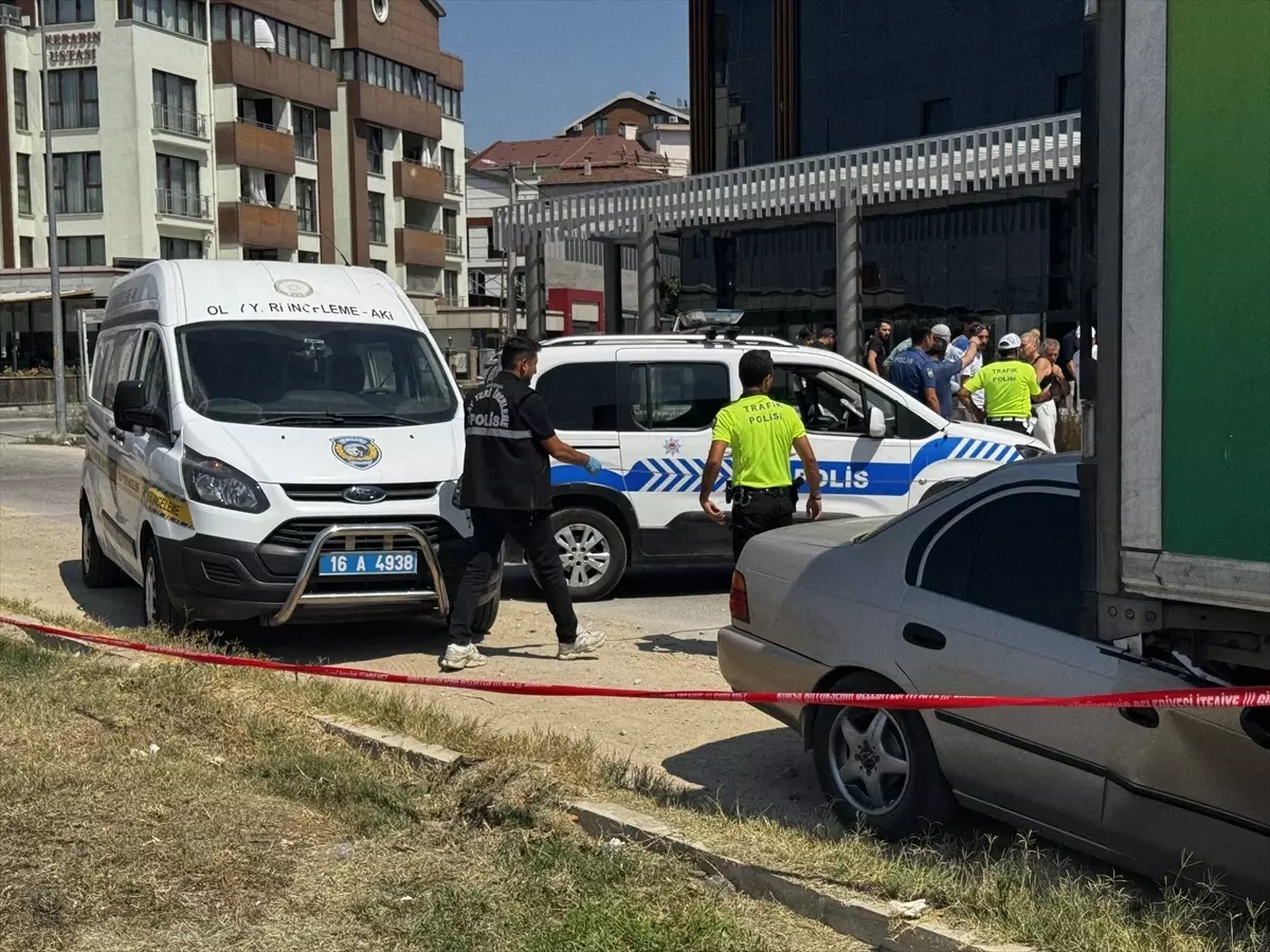 Bursa\'da Trafik Kazası: Sürücü Hayatını Kaybetti
