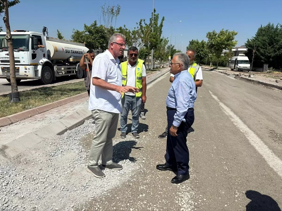 Büyükkılıç, Yol Çalışmalarını İnceledi