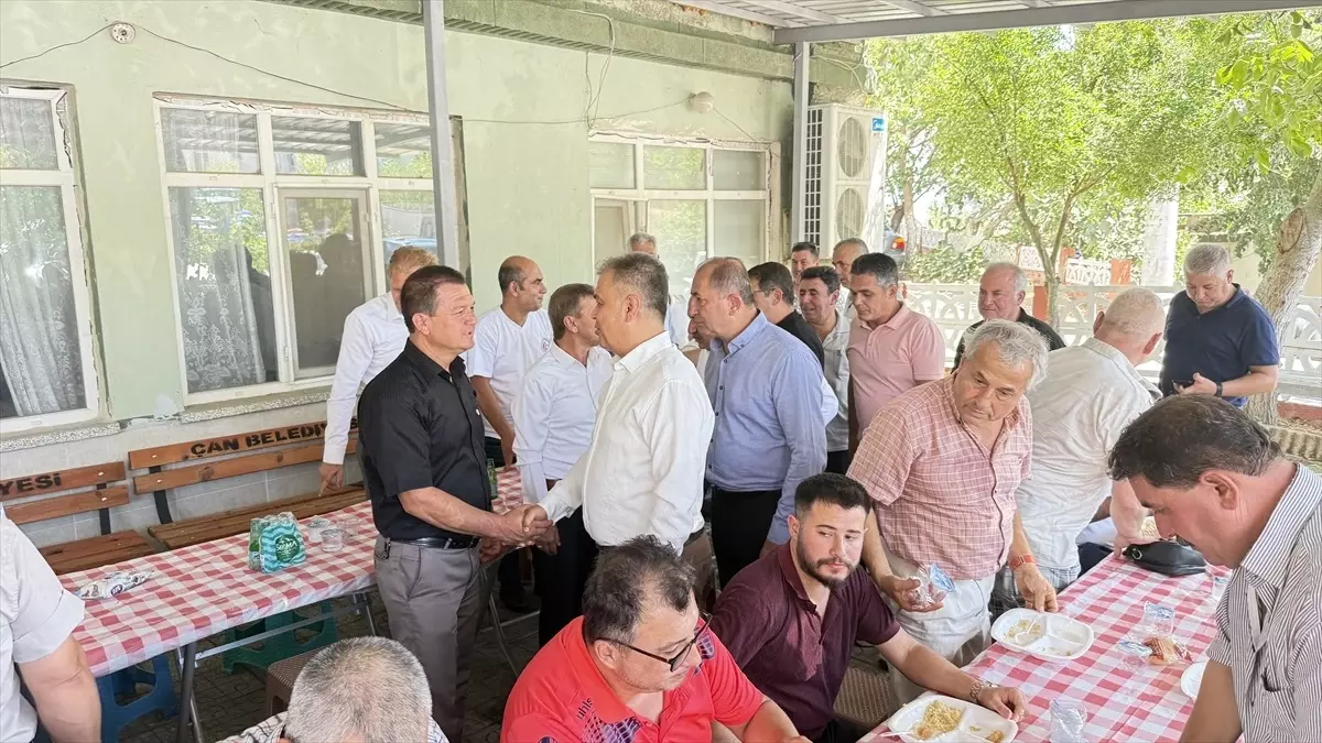 Bahadırlı Köyü\'nde Hayır Yemeği Yoğun İlgiyle Yapıldı