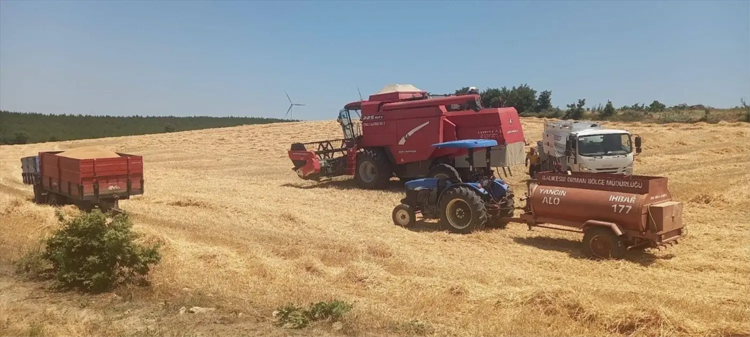 Çanakkale\'de Tarım Makinelerine Yangın Denetimi