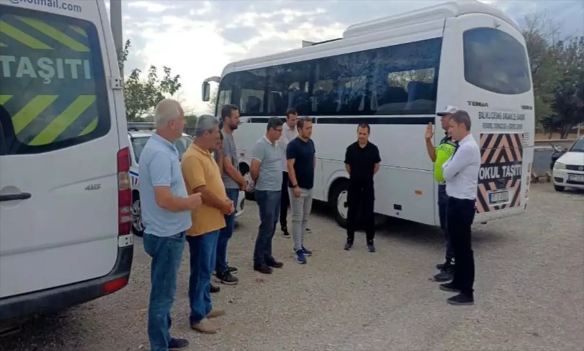 Çanakkale\'de Öğrenci Servis Denetimi