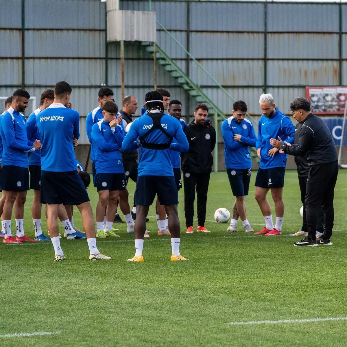 Çaykur Rizespor, Hatayspor ile Son Maçına Çıkıyor