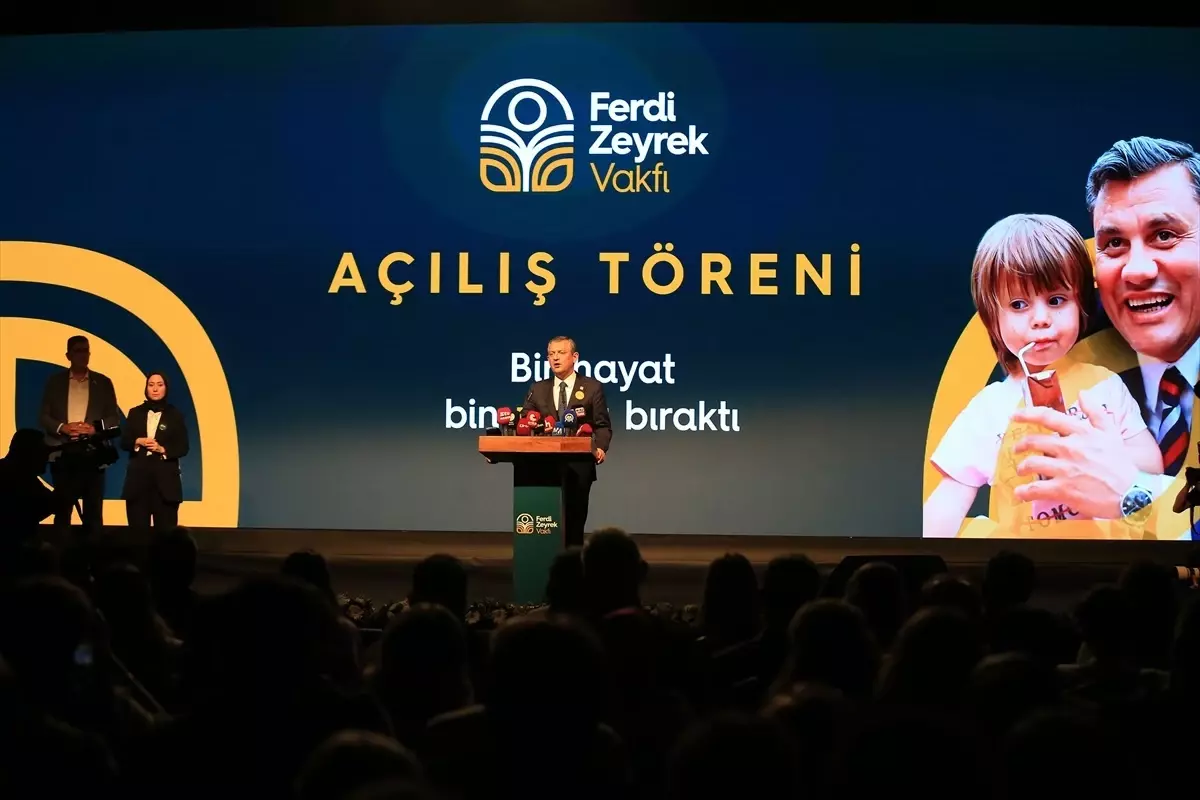 CHP Genel Başkanı Özel, Manisa\'da Ferdi Zeyrek Vakfı\'nı açtı Açıklaması