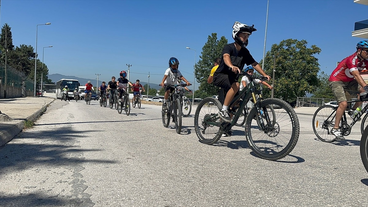 Bisikletli Farkındalık Turu Düzce\'ye Ulaştı