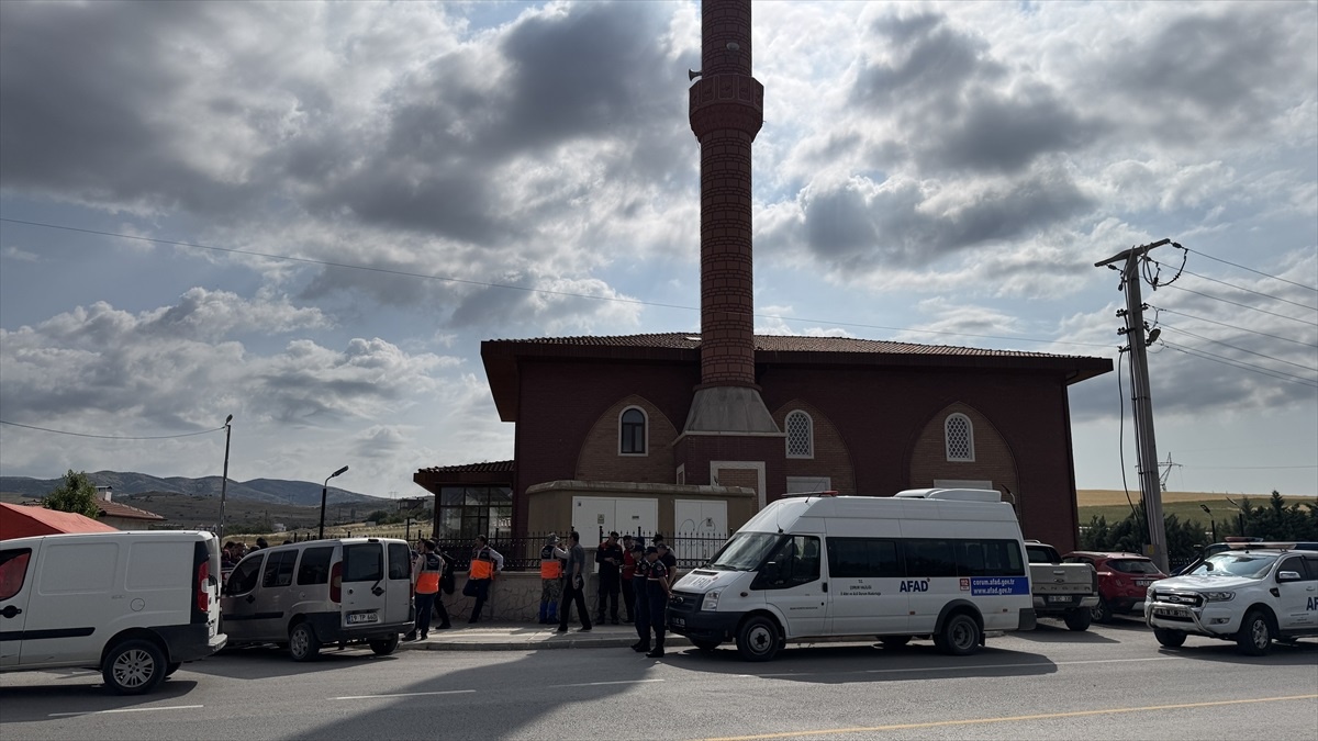 Çorum\'da Kayıp 69 Yaşındaki Adam İçin Arama Çalışmaları Devam Ediyor