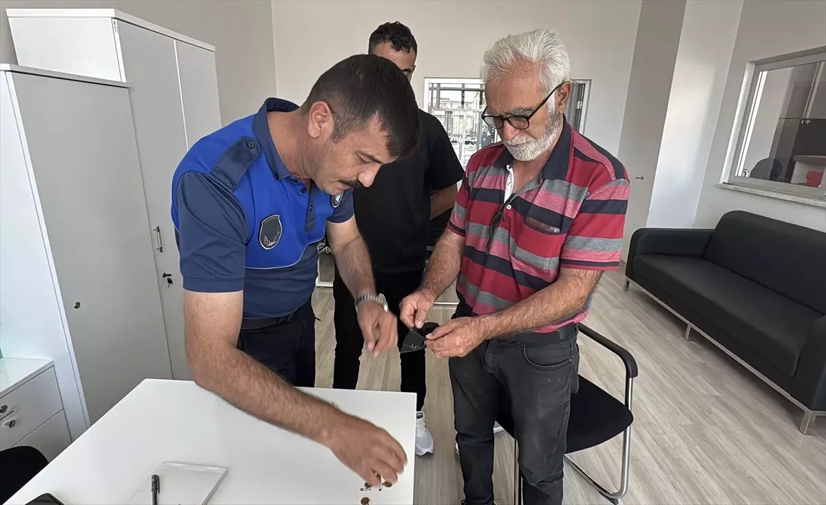 Çorum\'da Bulunan Altınlar Sahibine Ulaştırıldı