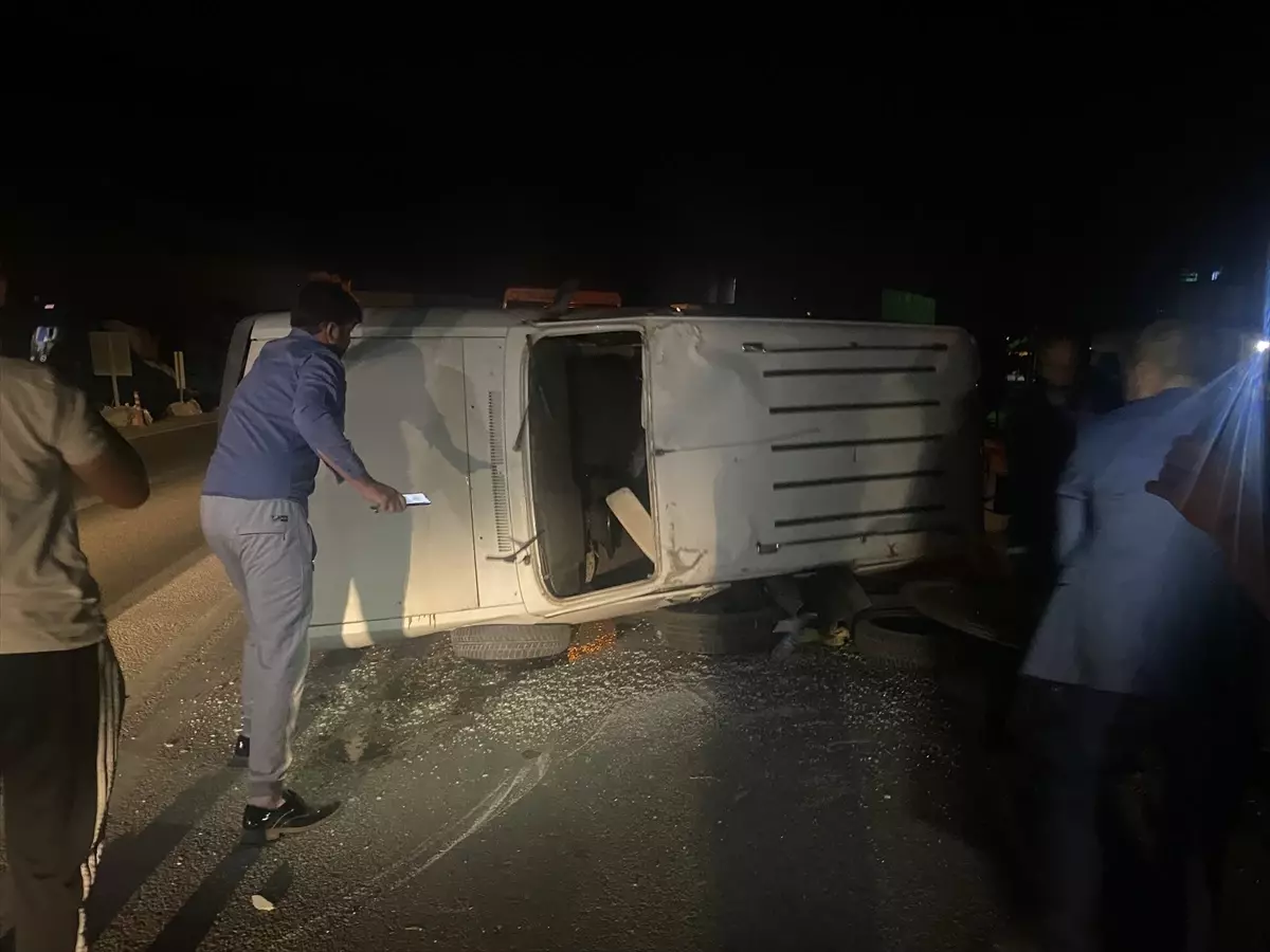 Laçin\'de Trafik Kazası: İki Yaralı