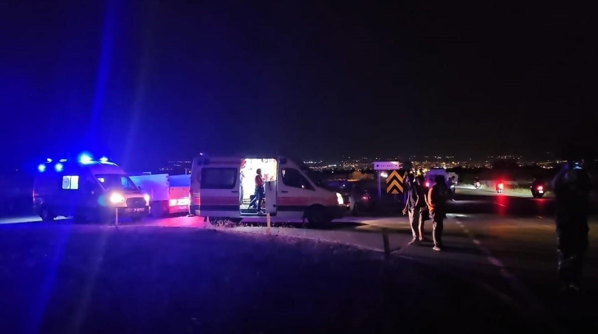 Çorumda Trafik Kazası: Bir Yaralı