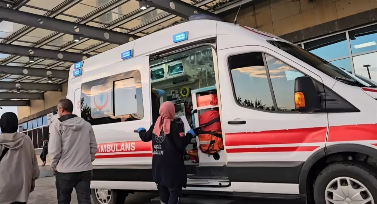 Çorum\'da 3 Trafik Kazası: 17 Yaralı