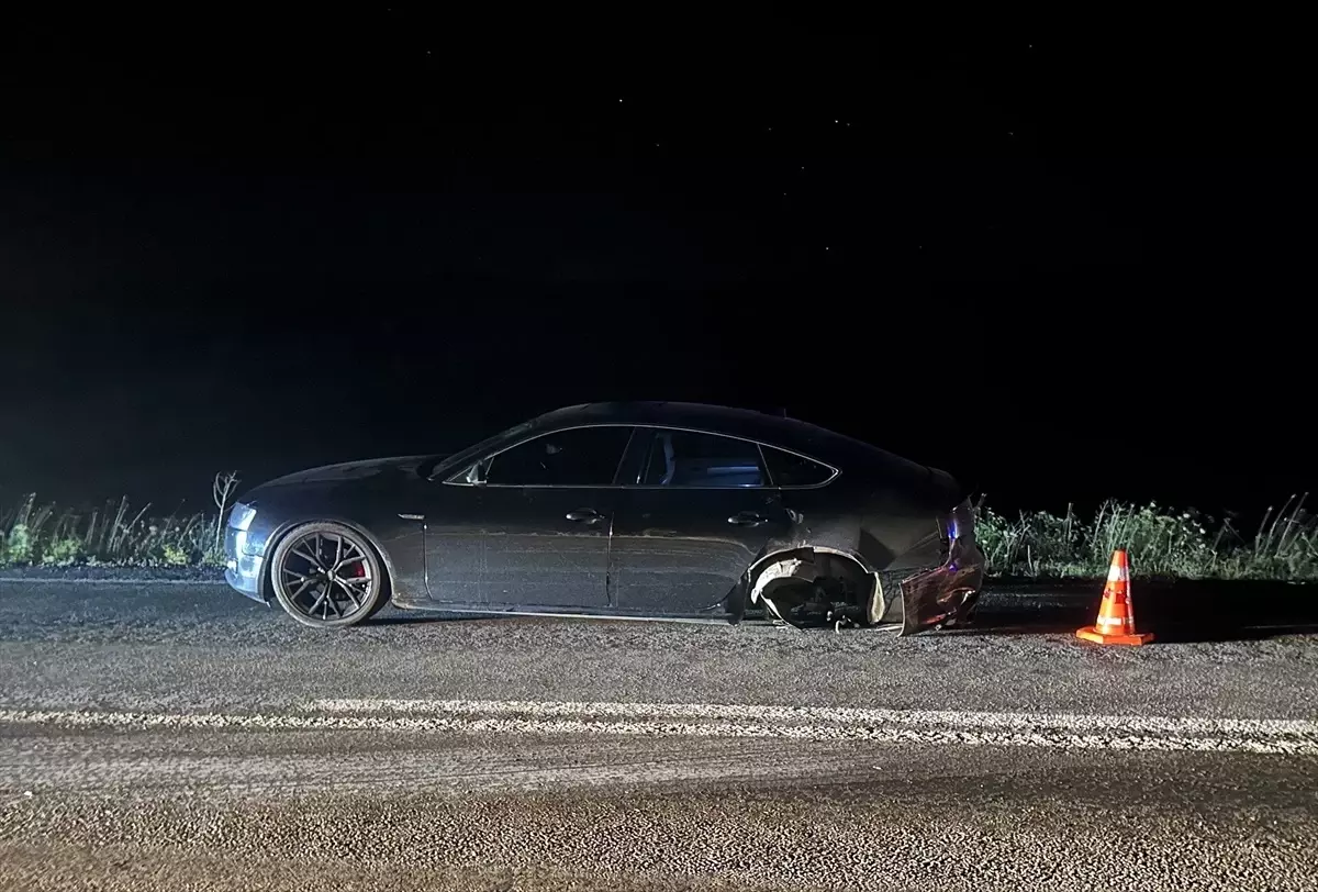 Çorum\'da Trafik Kazası: 3 Yaralı