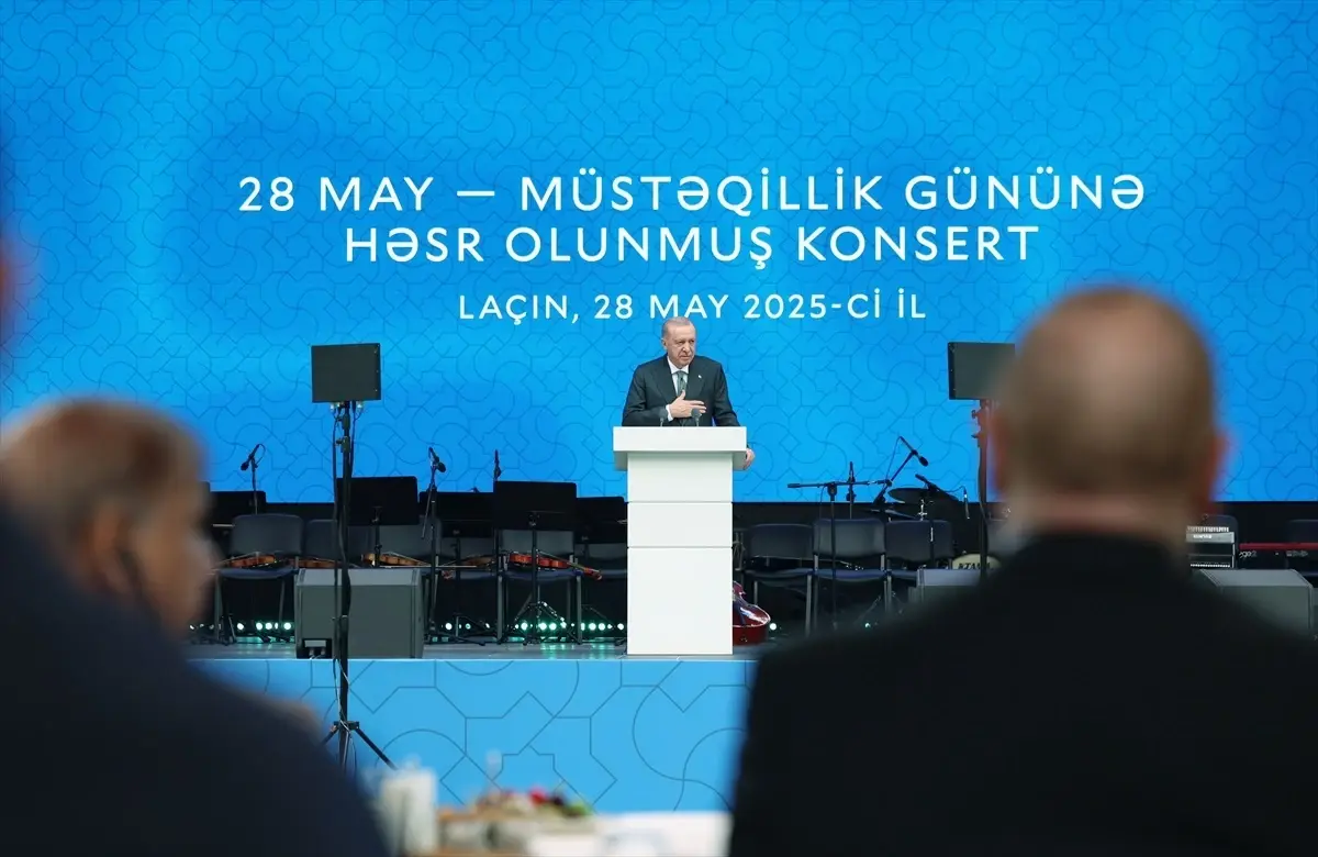 Cumhurbaşkanı Erdoğan, Azerbaycan\'ın Bağımsızlık Günü etkinliğinde konuştu Açıklaması