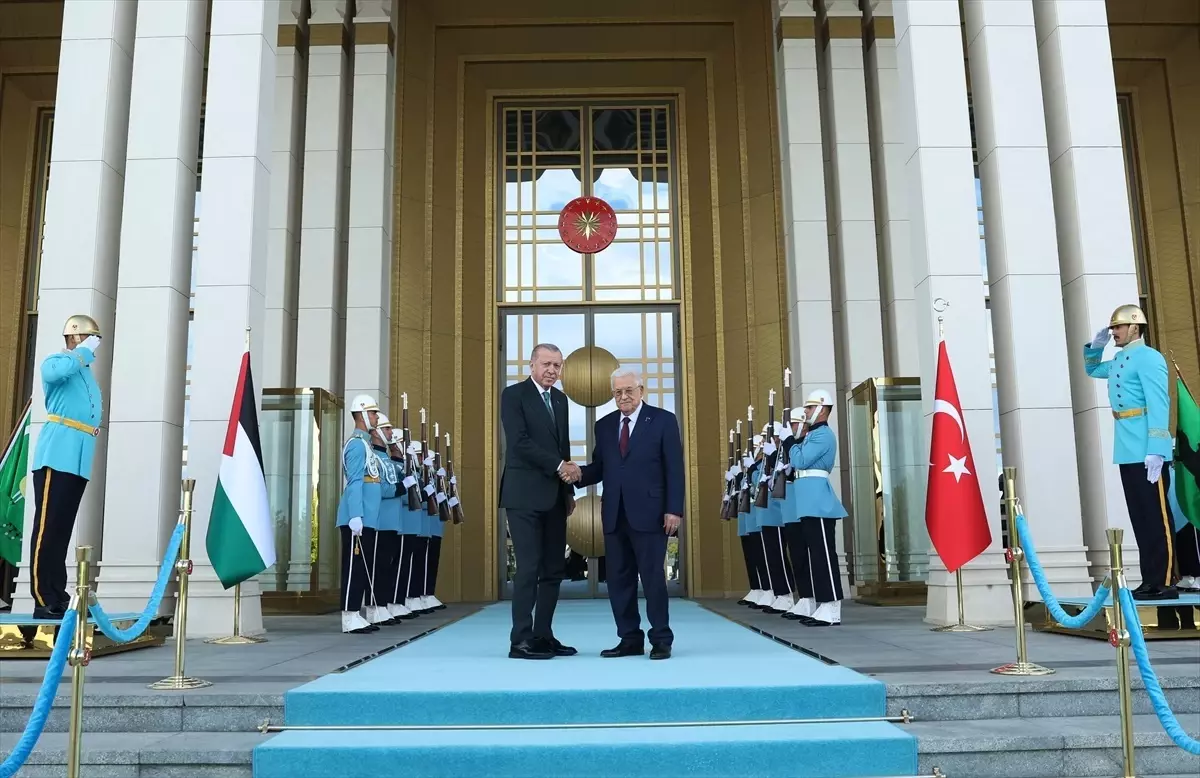 Cumhurbaşkanı Erdoğan, Filistin Devlet Başkanı Abbas ile görüştü