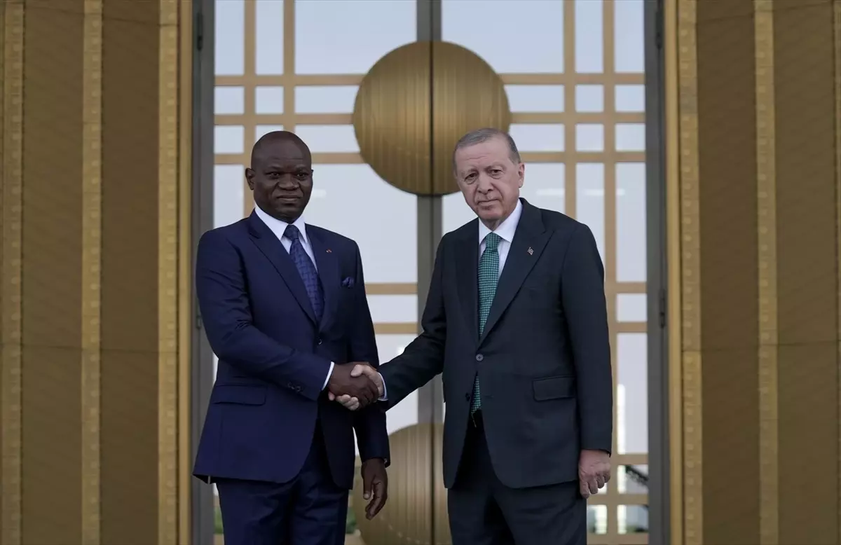 Cumhurbaşkanı Erdoğan, Gabon Cumhurbaşkanı Oligui Nguema\'yı resmi törenle karşıladı