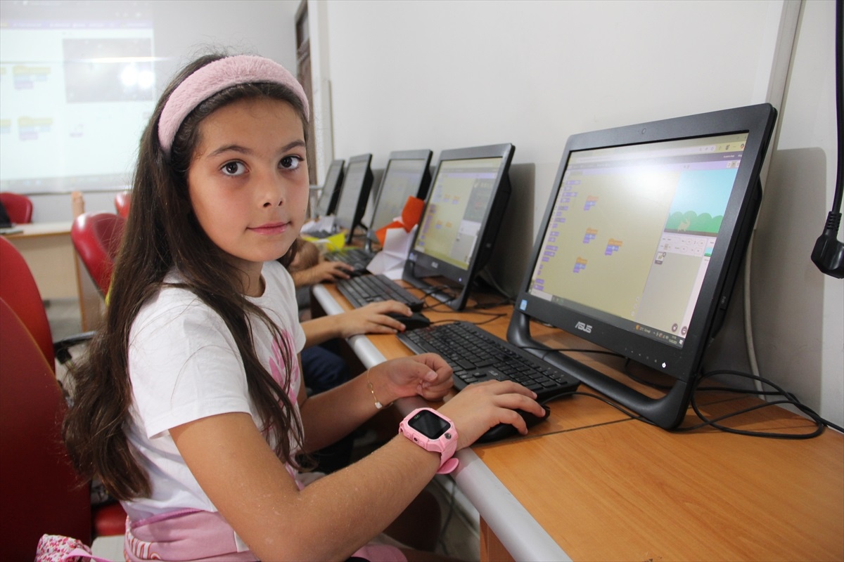 Üstün Zekalı Çocuklar Eğlenerek Öğreniyor