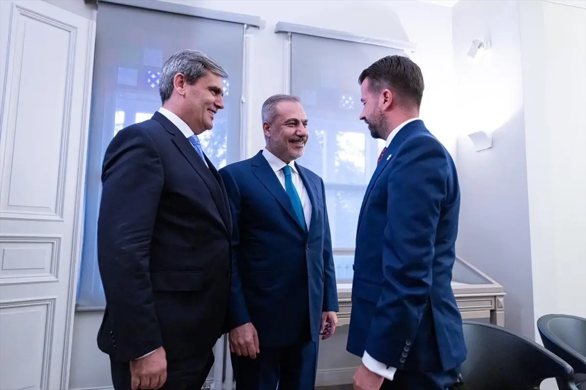 Fidan, Karadağ Cumhurbaşkanı Milatovic ile Buluştu