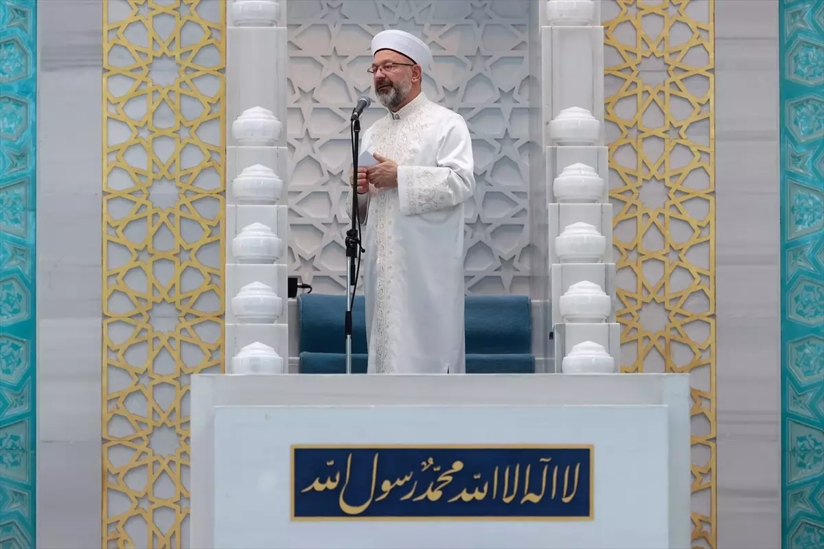 Diyanet İşleri Başkanı Erbaş, Ankara\'daki Ahmet Hamdi Akseki Camisi\'nde hutbe irat etti Açıklaması