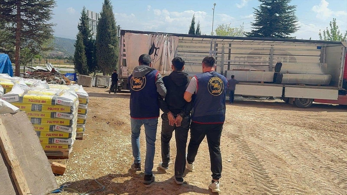 Diyarbakır\'da 47 Firari Hükümlü Yakalandı