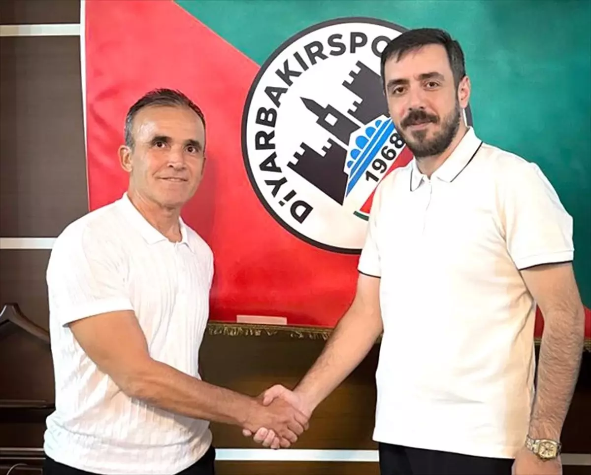 Diyarbakırspor, Hüseyin Özcan ile Anlaştı