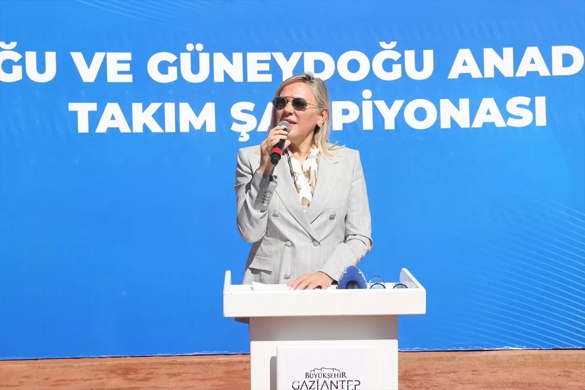 Tenis Şampiyonası Gaziantep\'te Başladı