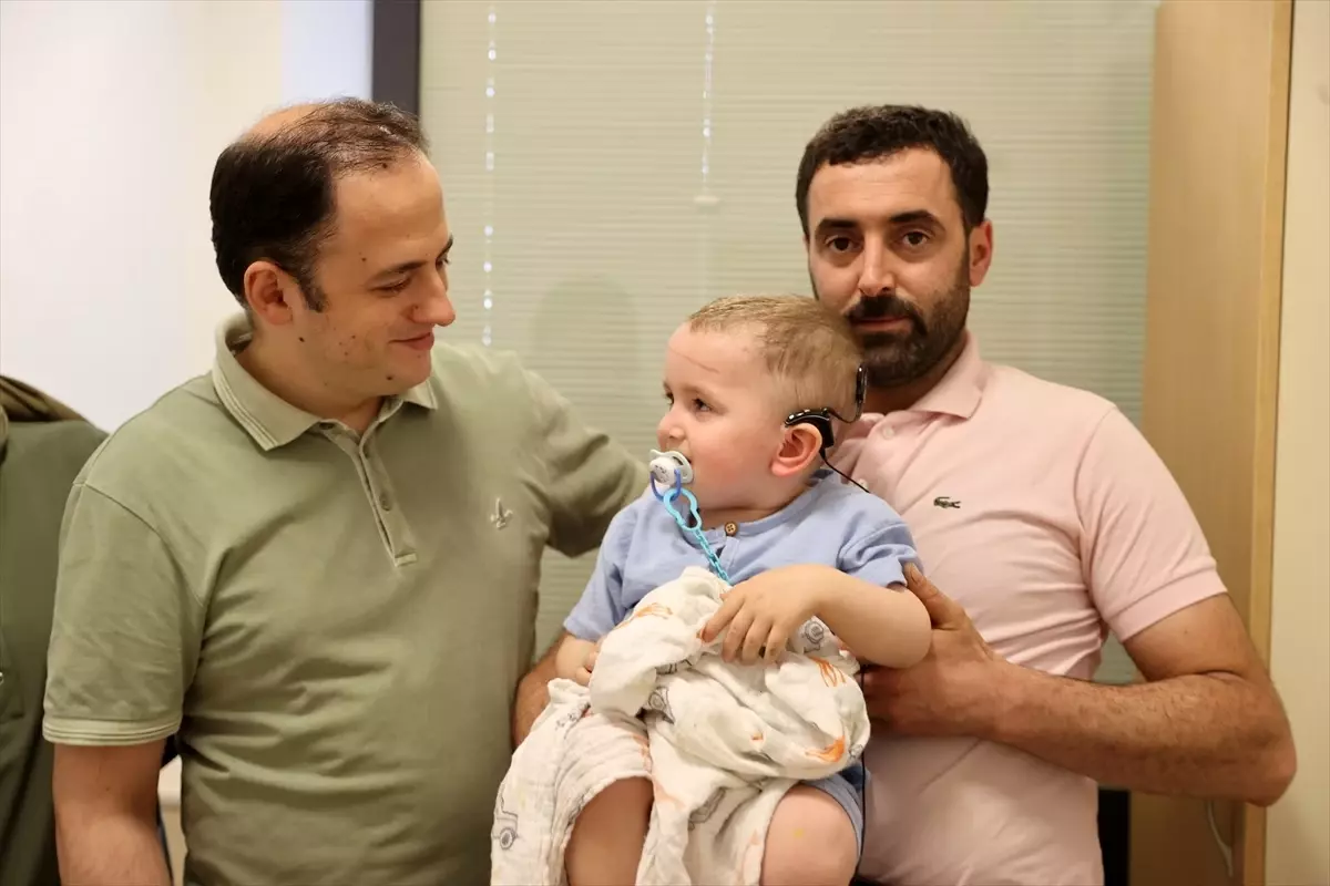 Küçük Mustafa\'nın İlk Sesleri