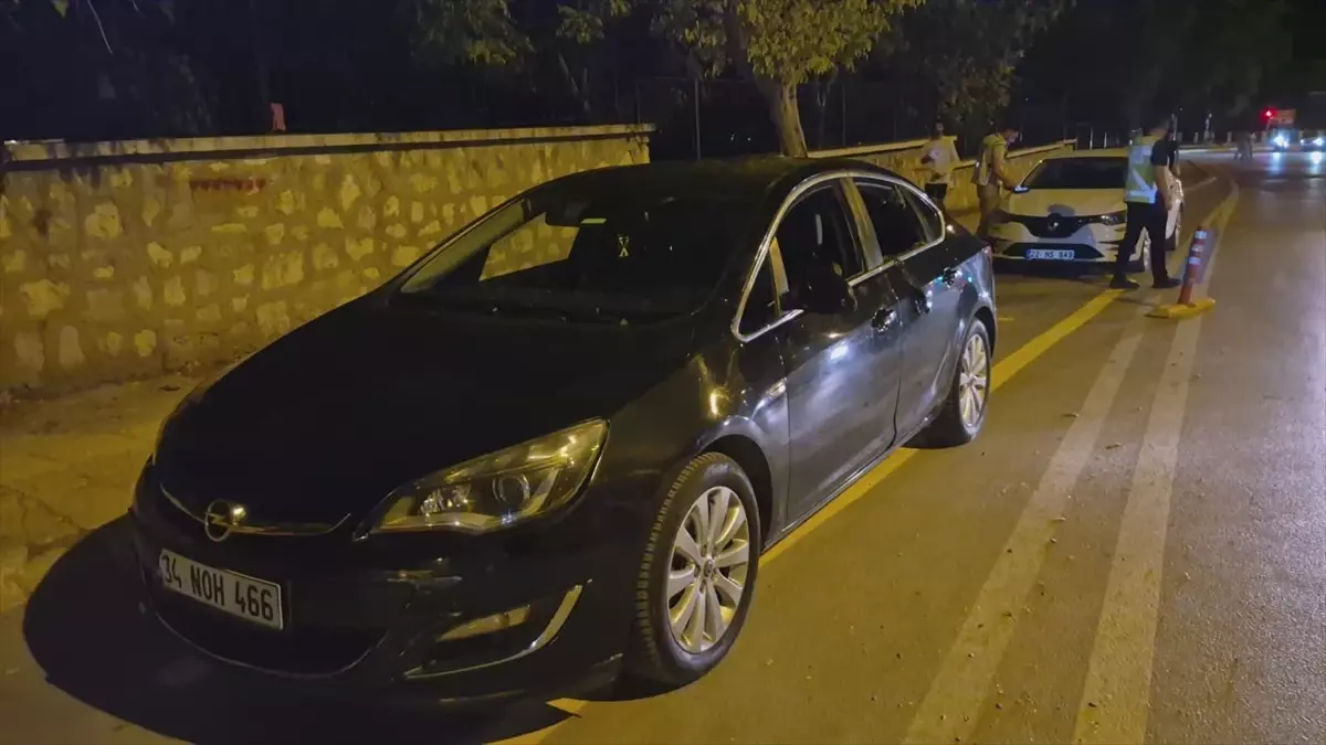 Edirne\'de Düzensiz Göçmen Operasyonu