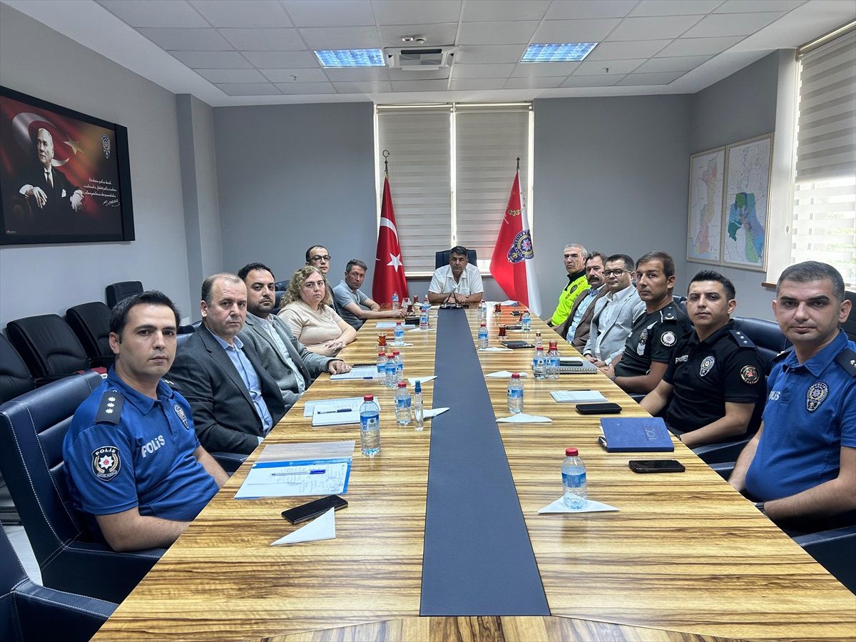 Edirne\'de Okul Güvenliği Toplantısı Yapıldı